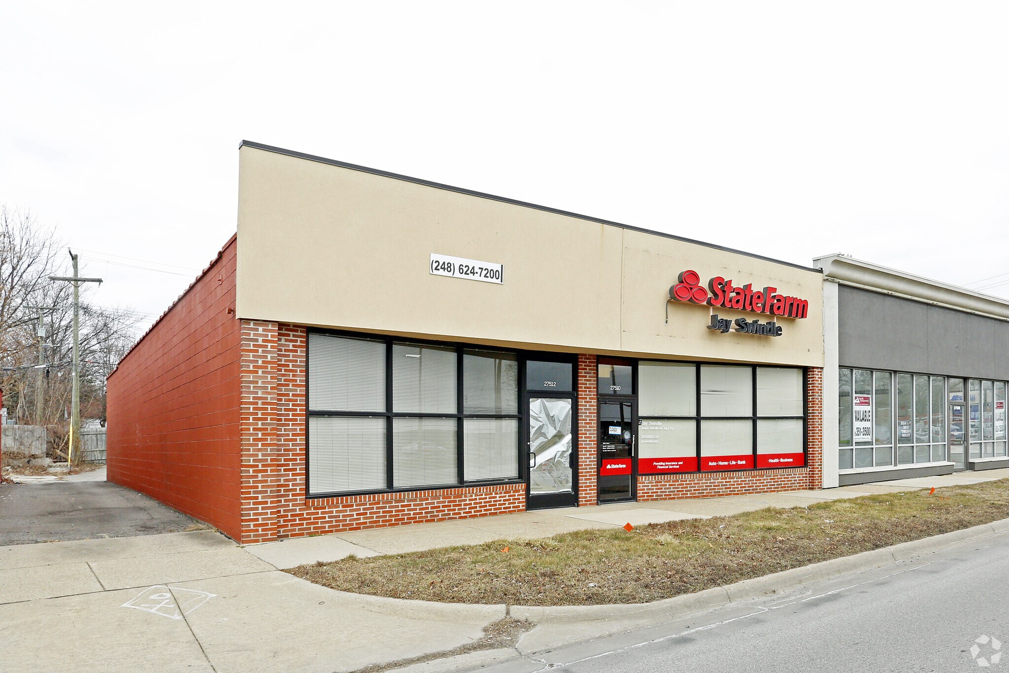 27510-27512 W 8 Mile Rd, Farmington Hills, MI à vendre Photo de l’immeuble– Image 1 sur 5