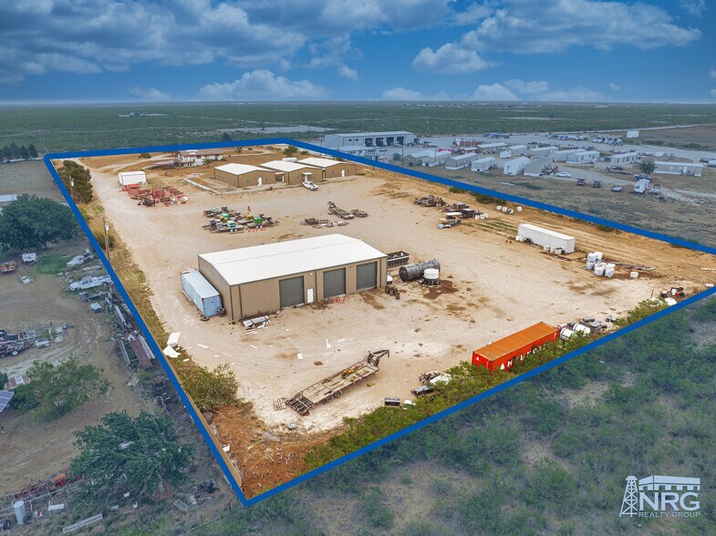8700 S County Road 1210, Midland, TX à vendre - Photo principale – Image 1 sur 22