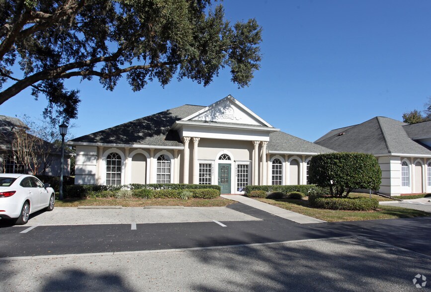 16007 N Florida Ave, Lutz, FL à louer - Photo de l’immeuble – Image 2 sur 19