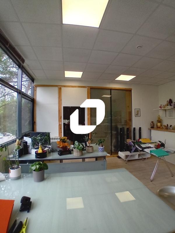 Plus de détails pour Bureau à vendre