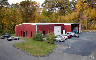 Plus de détails pour 60 Napco Dr, Terryville, CT - Industriel/Logistique à louer