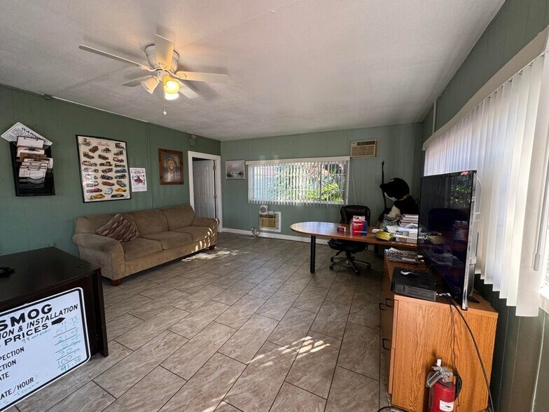 49927 Twentynine Palms Hwy, Morongo Valley, CA à vendre - Photo de l’immeuble – Image 3 sur 16
