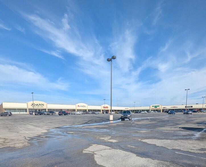 311 Sagamore Pky N, Lafayette, IN à louer - Photo de l’immeuble – Image 3 sur 12