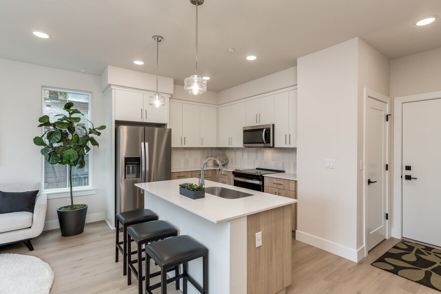 3591 N Michigan Ave, Portland, OR à vendre - Photo intérieure – Image 3 sur 10