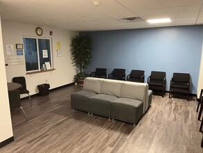 10475 Perry Hwy, Wexford, PA à louer Photo intérieure– Image 1 sur 6