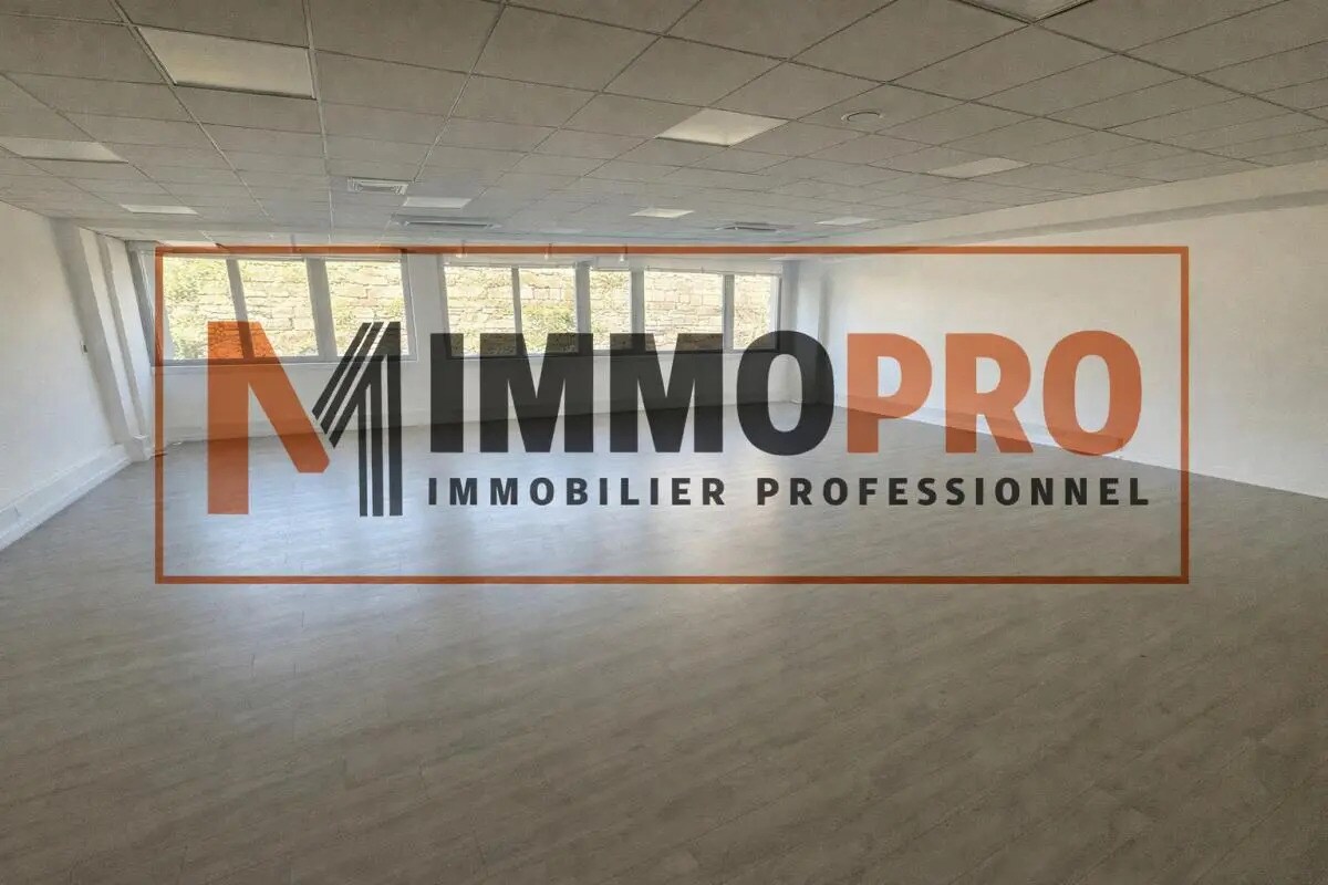 Bureau dans Valbonne à louer Photo de l’immeuble– Image 1 sur 7