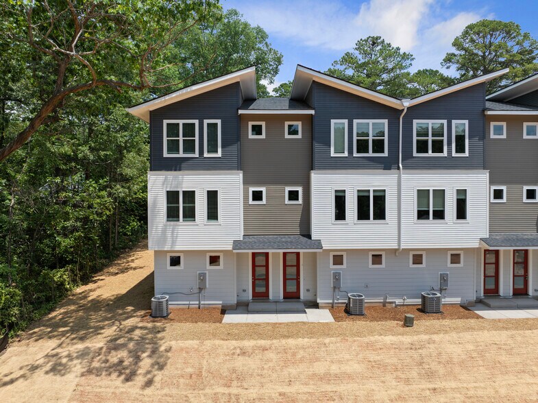 4204 Reavis Rd, Raleigh, NC à vendre - Photo de l’immeuble – Image 3 sur 23