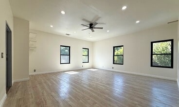 8865 Morro Rd, Atascadero, CA à louer Photo intérieure– Image 2 sur 3