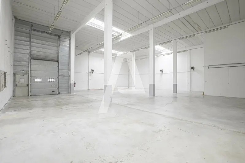 28 Rue Vladimir Jankelevitch, Émerainville à louer - Photo intérieure – Image 3 sur 5