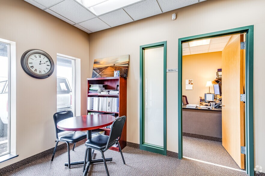 3276 Fanum Rd, Vadnais Heights, MN à louer - Photo intérieure – Image 3 sur 51