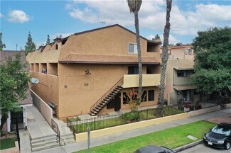 Plus de détails pour 709 E Chestnut Ave, Santa Ana, CA - Logement à vendre