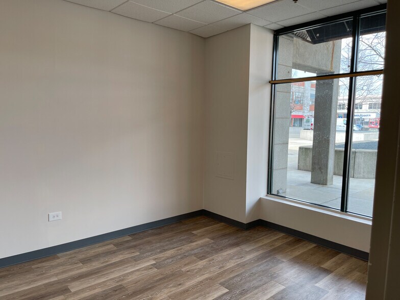 7507-7545 N Clark St, Chicago, IL à louer - Photo principale – Image 1 sur 6