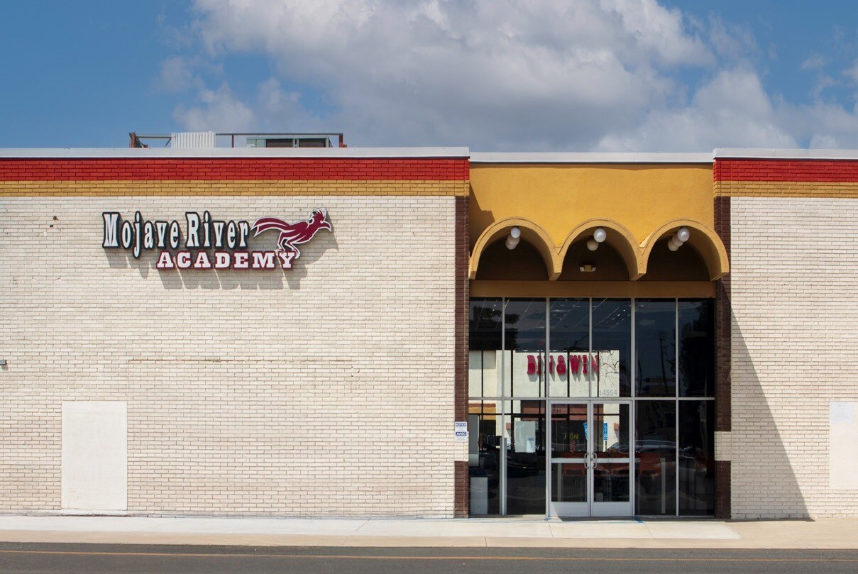 14554 7th St, Victorville, CA à vendre Photo principale– Image 1 sur 7