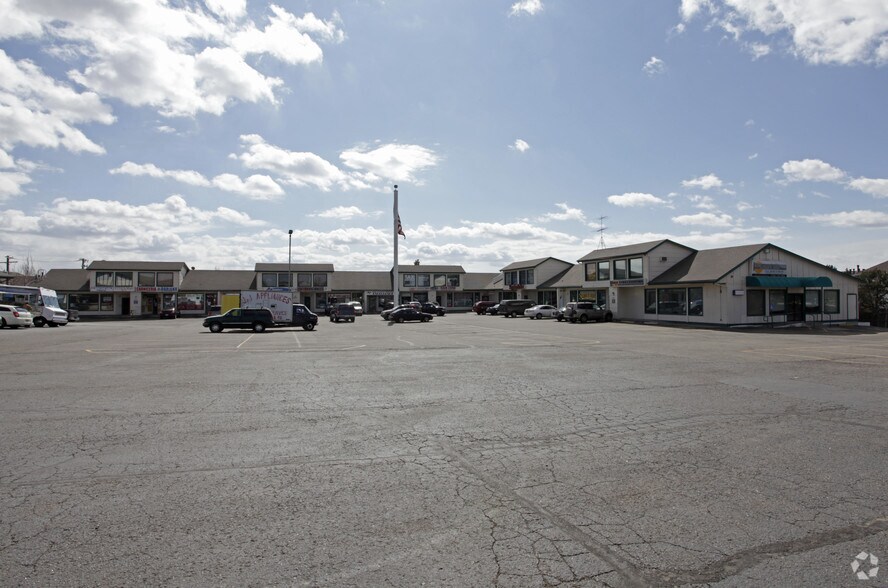 12028 E Mississippi Ave, Aurora, CO à louer - Photo principale – Image 1 sur 3