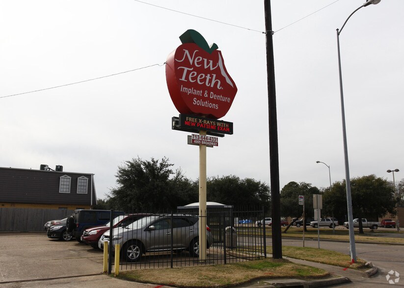 4005 Broadway St, Houston, TX à vendre - Photo de l’immeuble – Image 2 sur 3