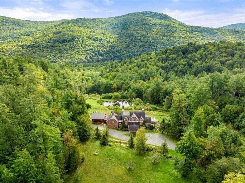 251 Pratt Bridge Rd, Jamaica, VT à vendre - Photo de l’immeuble – Image 2 sur 39