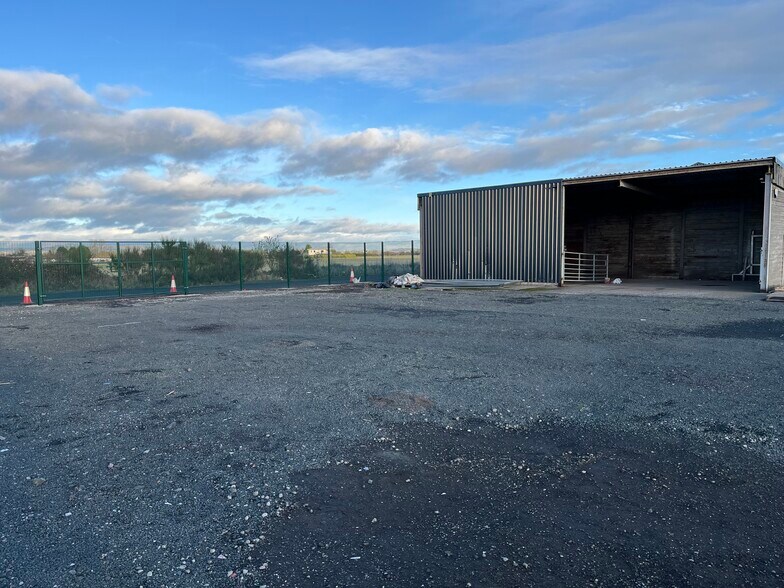 Errol Airfield, Errol à louer - Photo de l’immeuble – Image 2 sur 6
