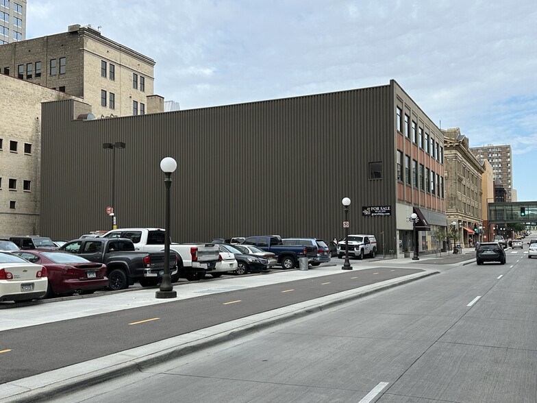 419-425 Wabasha St N, Saint Paul, MN à vendre - Photo de l’immeuble – Image 2 sur 59