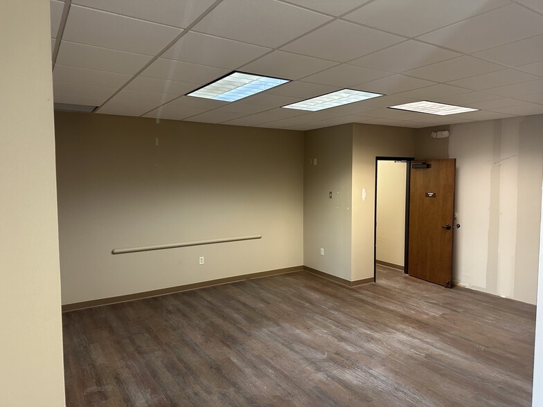 1429 Clear Lake Rd, Weatherford, TX à louer - Hall d’entrée – Image 3 sur 15