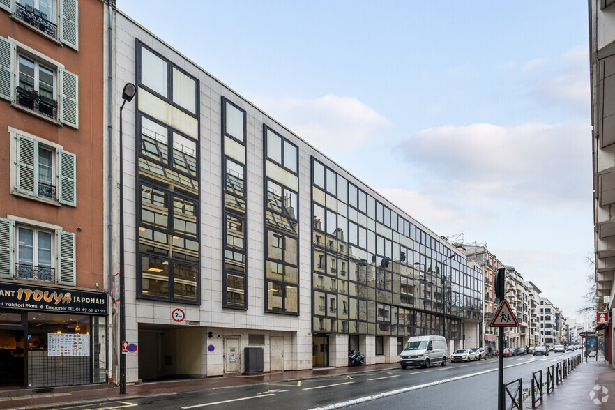 130 Rue Victor Hugo, Levallois-Perret à louer - Photo de l’immeuble – Image 3 sur 3