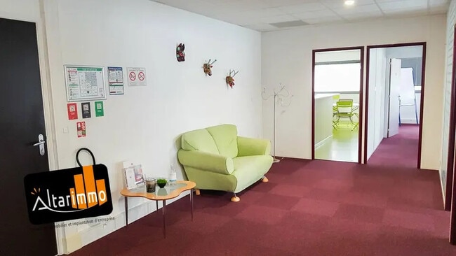 Plus de détails pour Bureau à vendre