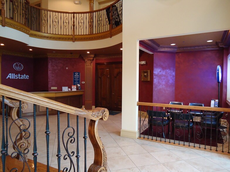 10065-10067 Sandmeyer Ln, Philadelphia, PA à louer - Photo intérieure – Image 3 sur 11