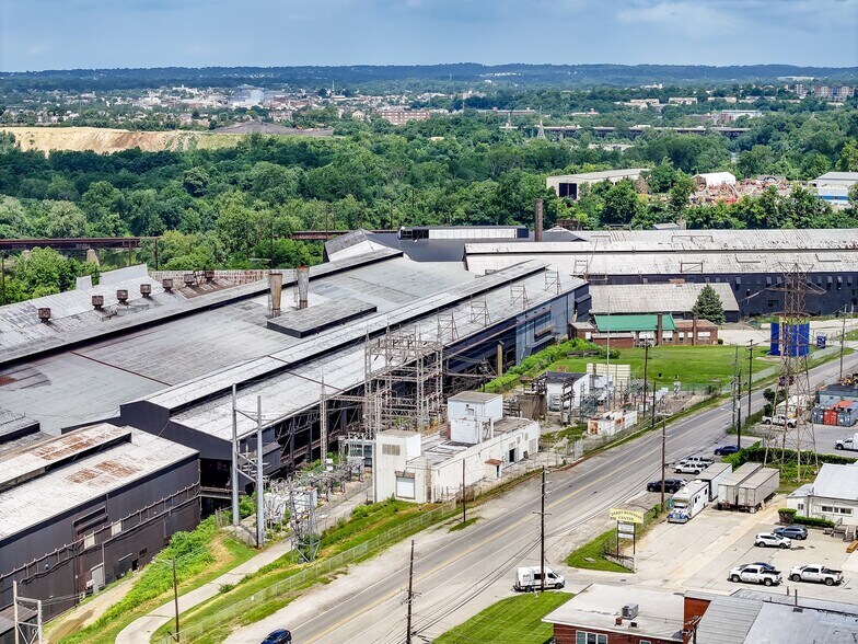 Industrial Redevelopment Opportunity portefeuille de 7 biens à vendre sur LoopNet.fr - Photo de l’immeuble – Image 3 sur 12