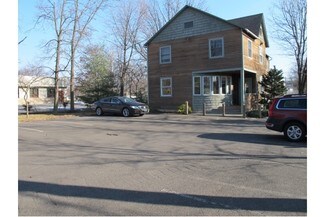 Plus de détails pour 390 Commerce Dr, Fort Washington, PA - Bureau à louer