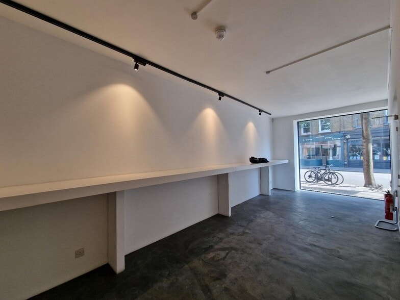 64 Cross St, Londres à louer - Photo intérieure – Image 3 sur 5
