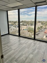 1901 S Harbor City Blvd, Melbourne, FL à louer Photo intérieure– Image 1 sur 2