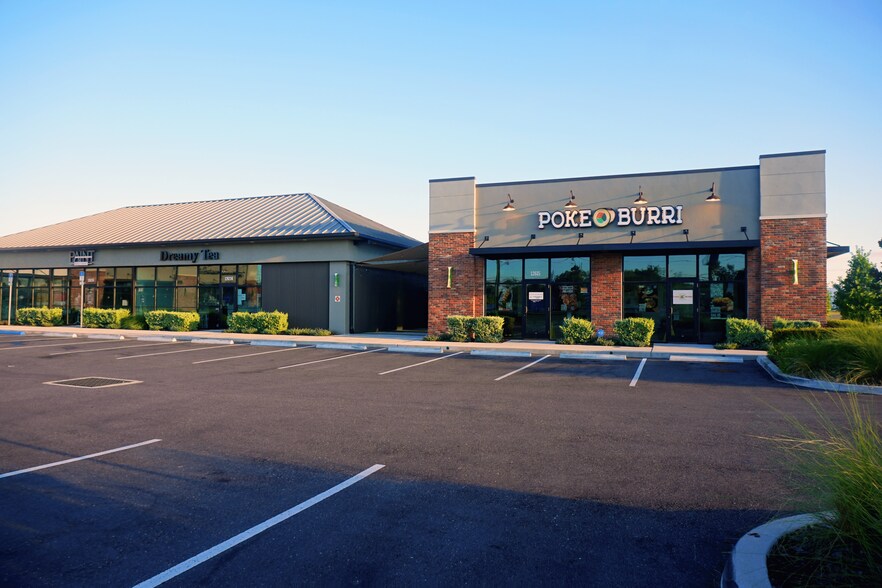 12615 W Colonial Dr, Winter Garden, FL à louer - Photo de l’immeuble – Image 2 sur 5