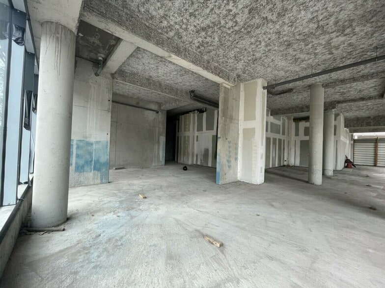 Local commercial dans Marseille à vendre - Photo intérieure – Image 3 sur 12