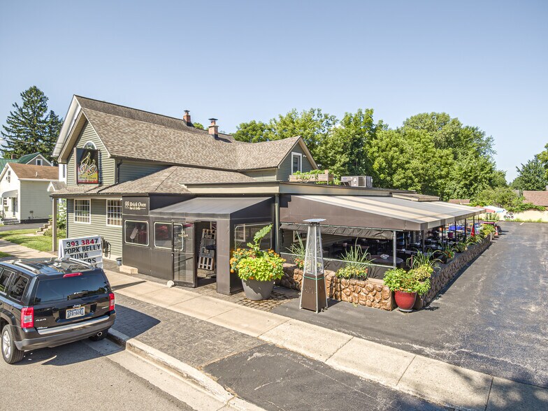 99 Aurora St, Lancaster, NY à vendre - Photo de l’immeuble – Image 3 sur 51