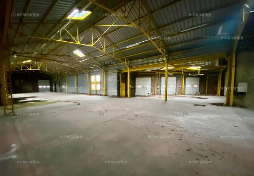 Industriel/Logistique dans Fresnoy-le-Grand à vendre - Photo de l’immeuble – Image 3 sur 4