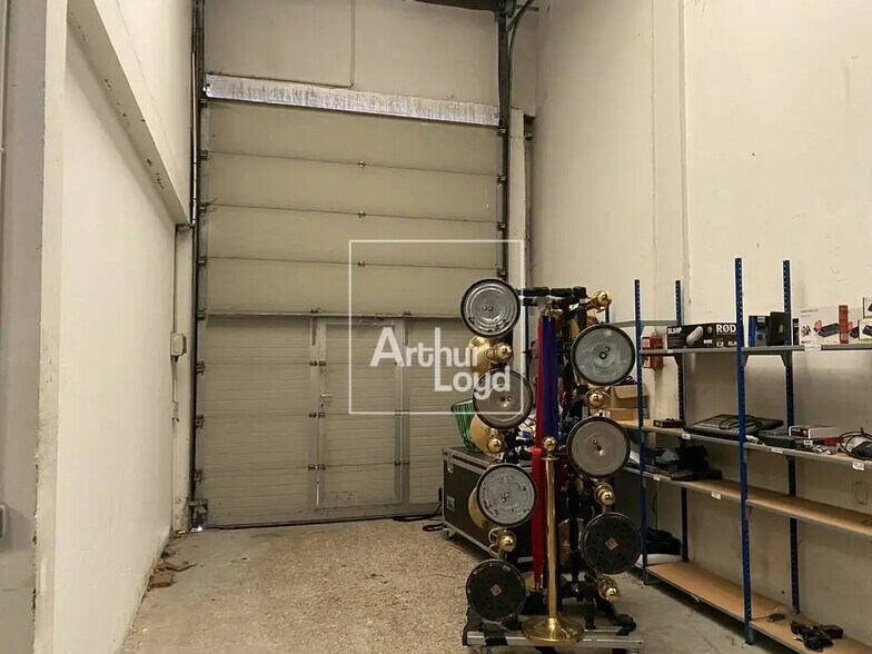 Bureau dans Moissy-Cramayel à louer - Photo intérieure – Image 3 sur 5