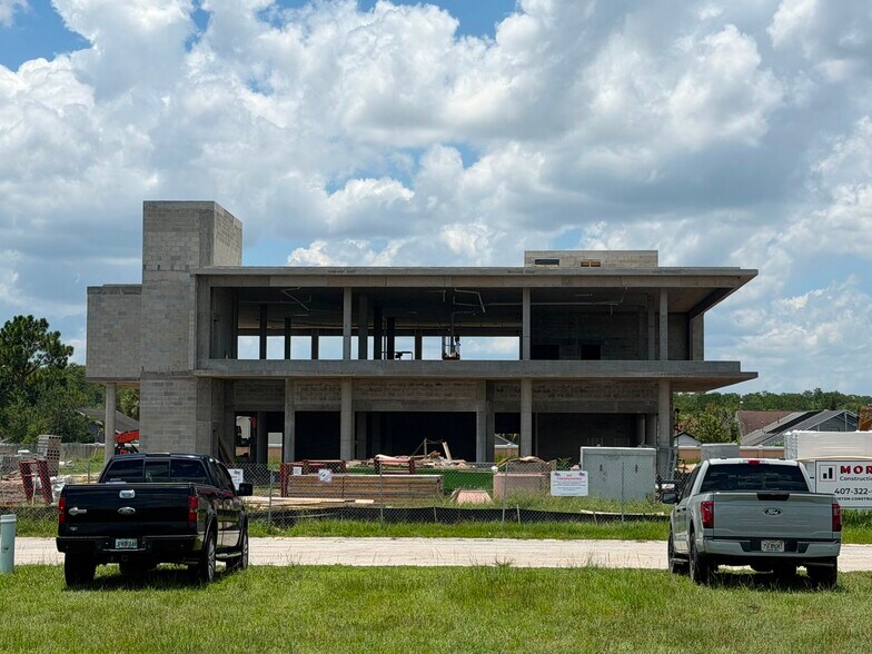 12060 Crystal Commerce Way, Orlando, FL à louer - Photo de l’immeuble – Image 2 sur 8