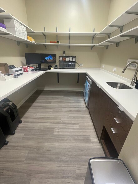 28811 S Tamiami Trl, Bonita Springs, FL à louer - Photo de l’immeuble – Image 3 sur 13
