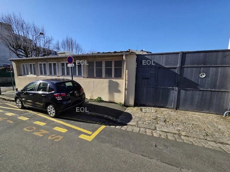 Local d'activités dans Alfortville à vendre - Photo de l’immeuble – Image 3 sur 17