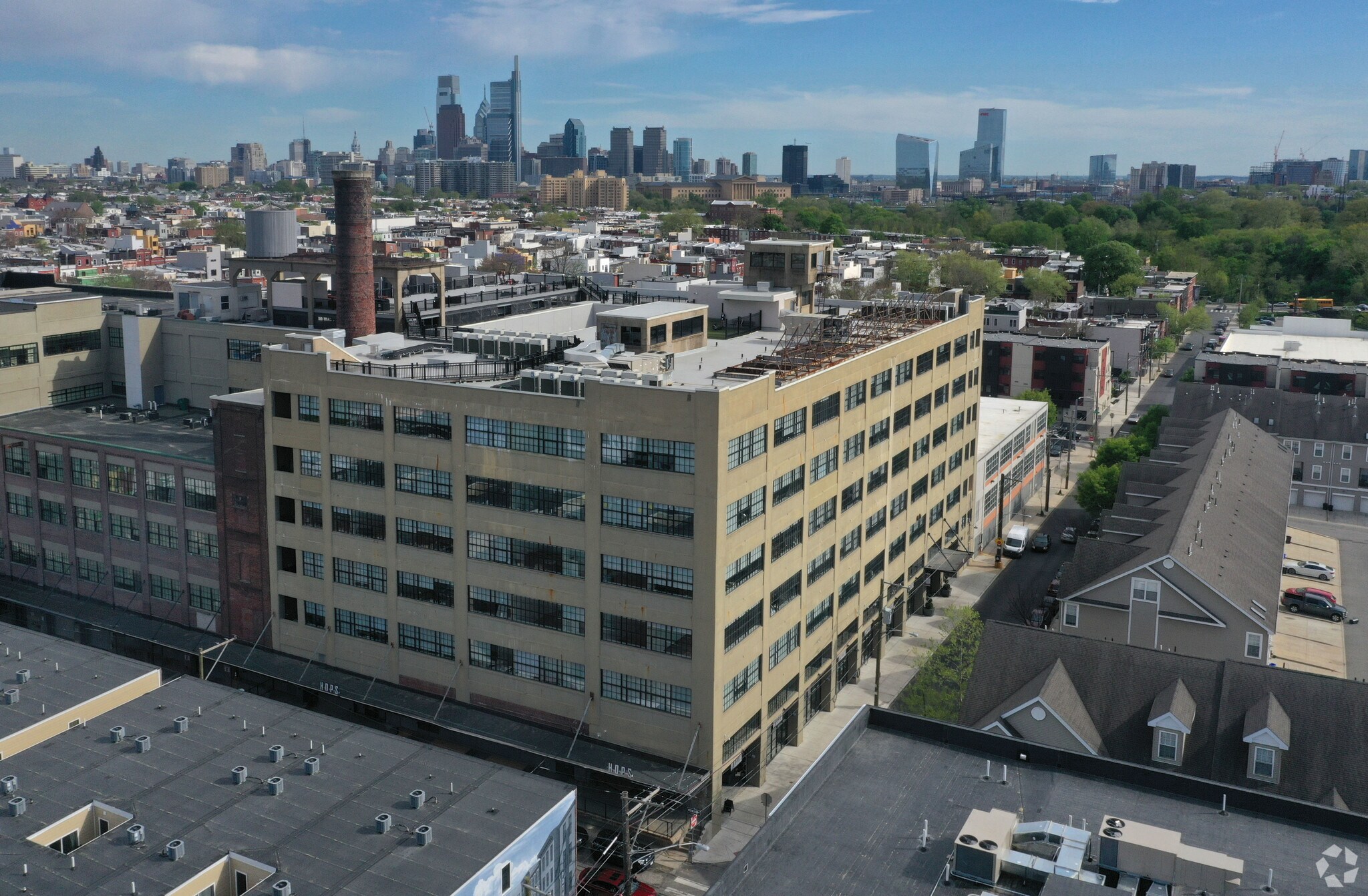 1363 N 31st St, Philadelphia, PA à louer Photo principale– Image 1 sur 50