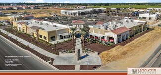 Plus de détails pour SWC Shaw & Leonard, Clovis, CA - Local commercial à louer