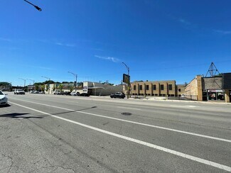 Plus de détails pour 5820 N Milwaukee Ave, Chicago, IL - Local commercial à vendre