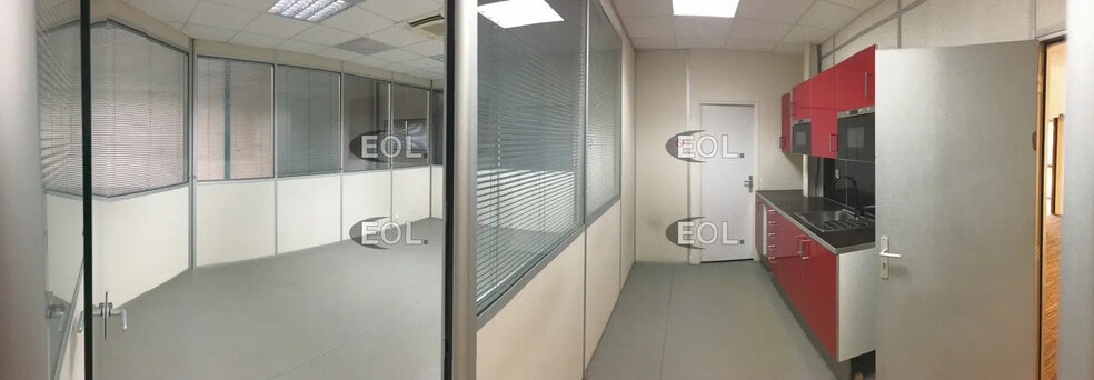 Local d’activités dans Tremblay-en-France à louer - Photo intérieure – Image 3 sur 5