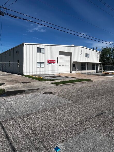 6827 La Paseo St, Houston, TX à louer - Photo de l’immeuble – Image 3 sur 45