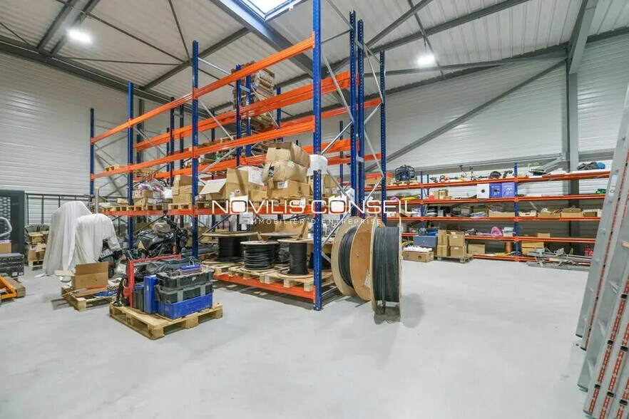 Local d'activités dans Escalquens à vendre - Photo de l’immeuble – Image 3 sur 8