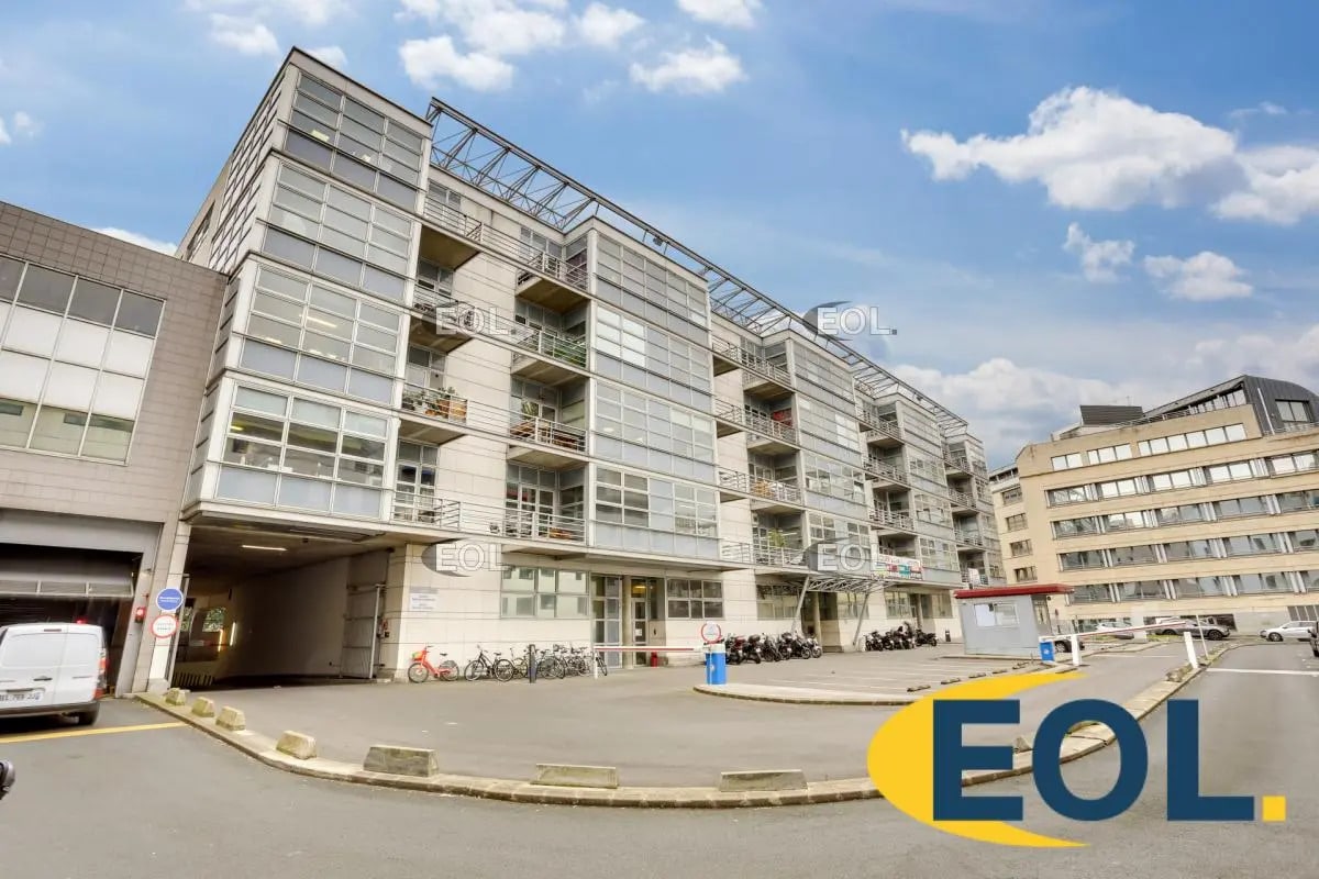 Local d’activités dans Paris à louer Photo de l’immeuble– Image 1 sur 7