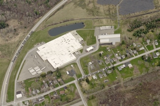 Plus de détails pour 137 E State Extention St, Gloversville, NY - Local d'activités à louer