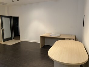 432 N Clark St, Chicago, IL à louer Photo intérieure– Image 2 sur 7
