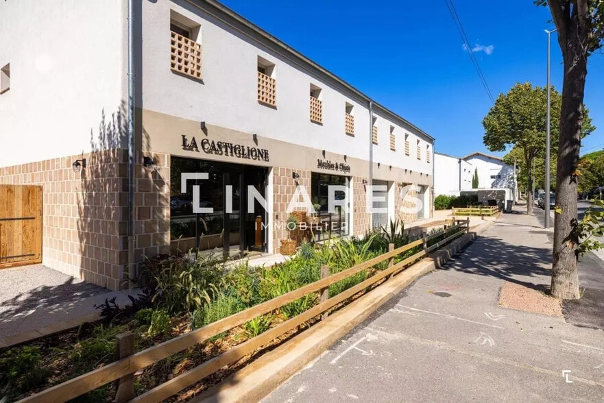 Local commercial dans Marseille à louer - Photo de l’immeuble – Image 1 sur 5