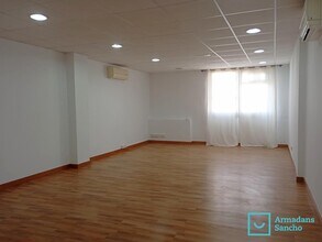 Bureau dans Barcelone, Barcelona à louer Photo intérieure– Image 2 sur 6