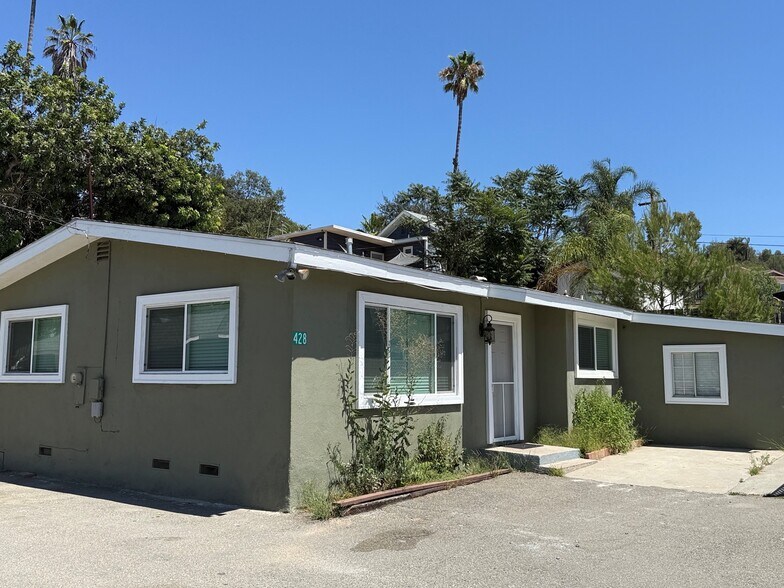 422 S Date St, Escondido, CA à vendre - Photo de l’immeuble – Image 2 sur 5